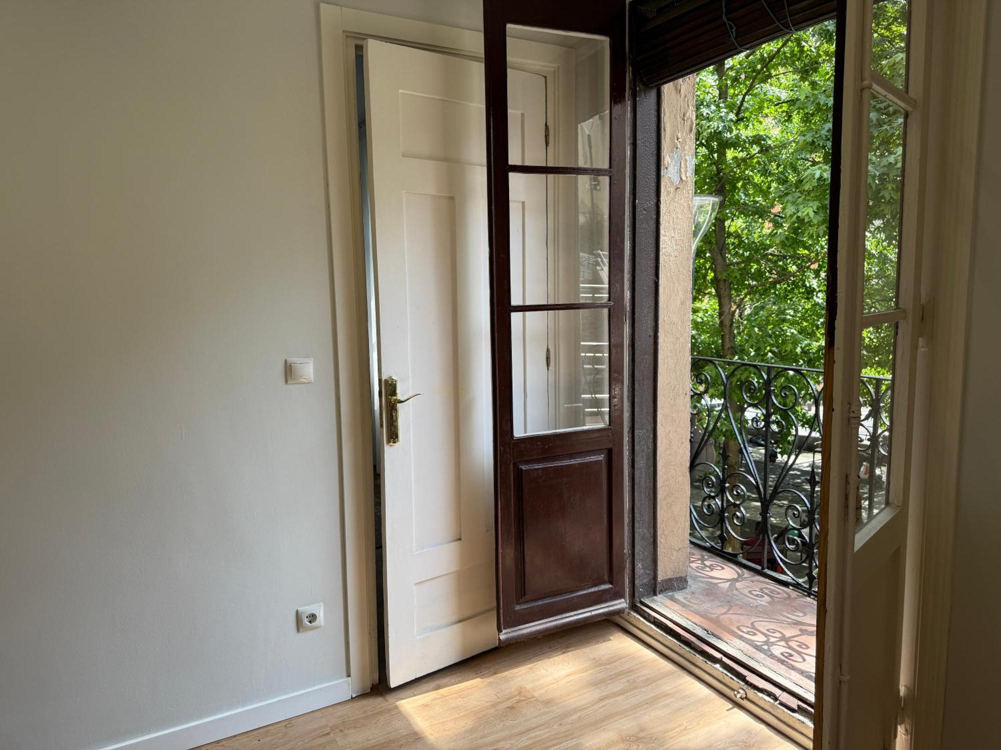 Lufia Flats 3 Apartment